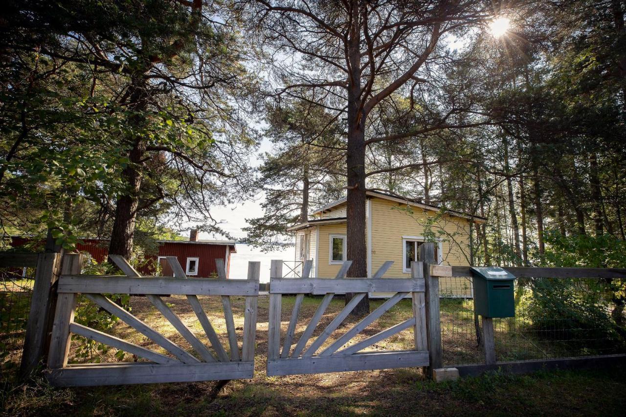 Old Finnish Lakeside Cottage With Sauna Oulu Exterior photo